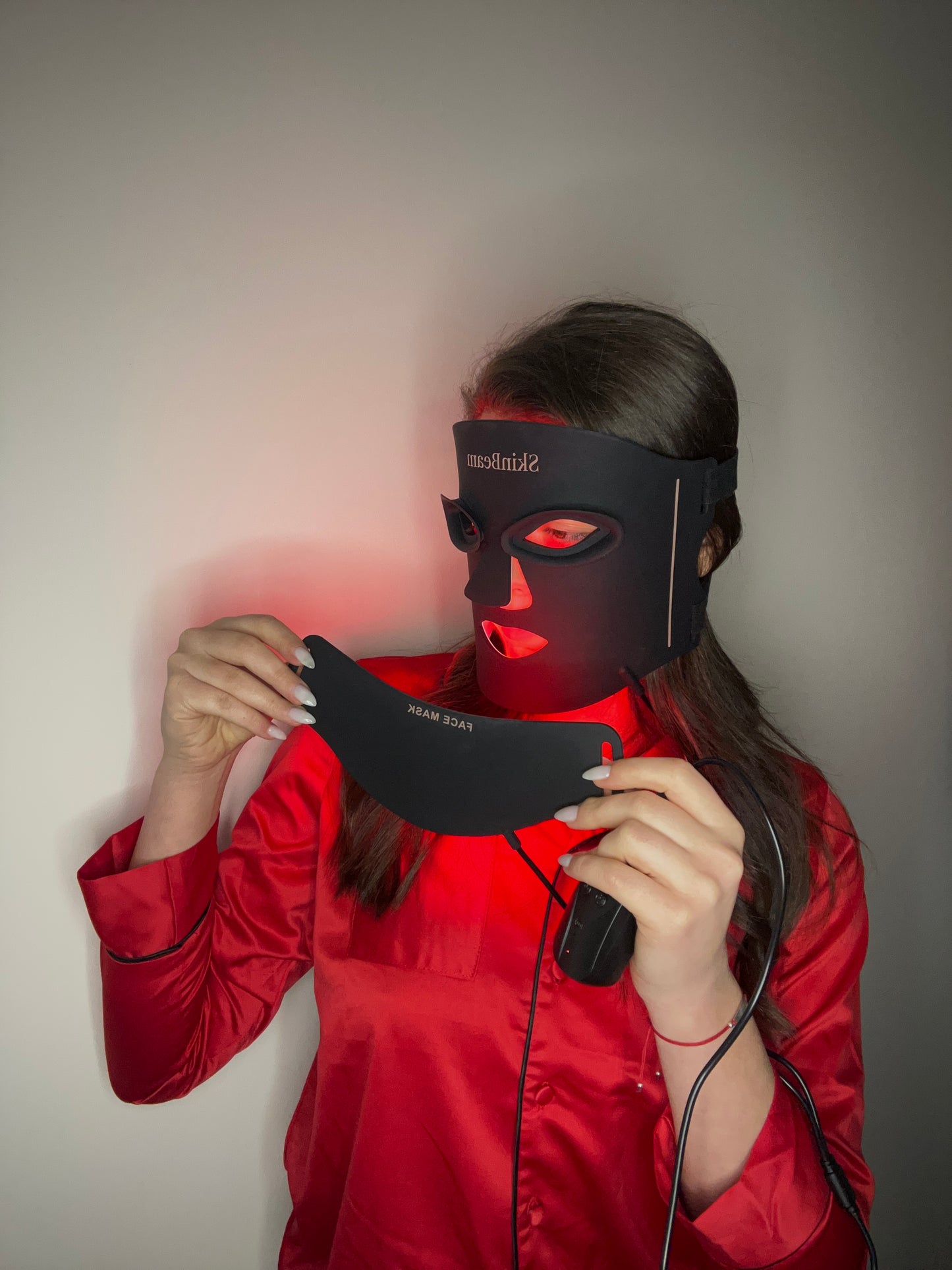 SkinBeam LED Facial Mask – Професионална LED маска за лице и шия